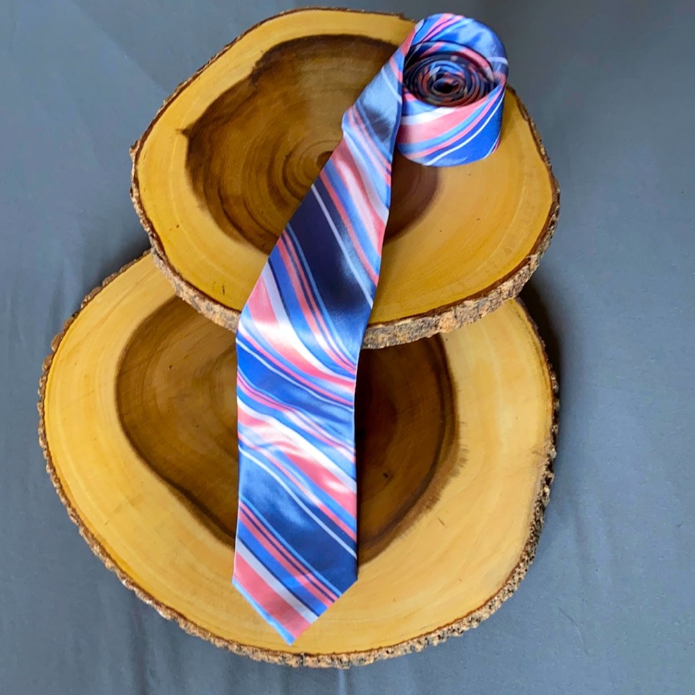 PASTEL SILK CHAPS NECK TIE